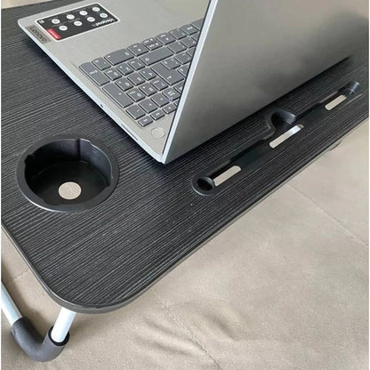 Mesa de Notebook Portátil Dobrável Suporte de Copo Caneta Fecha e Abre Cama Sofá Pés Emborrachados